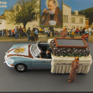 MACCHININA VINTAGE MG Motors AX 3.8 MODELLINO AUTO MINIATURA