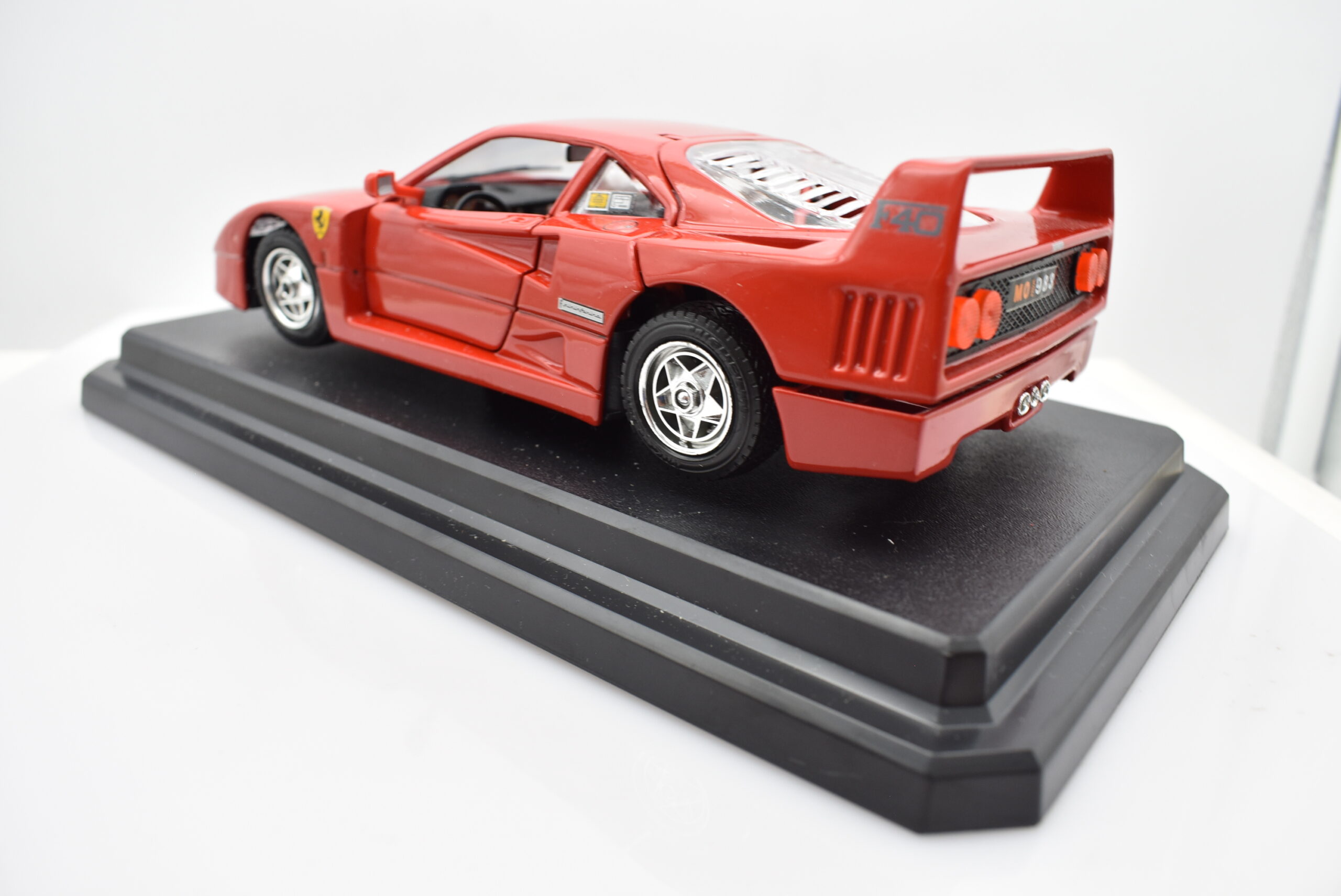 Ferrari F40 - Modellini Street Diecast