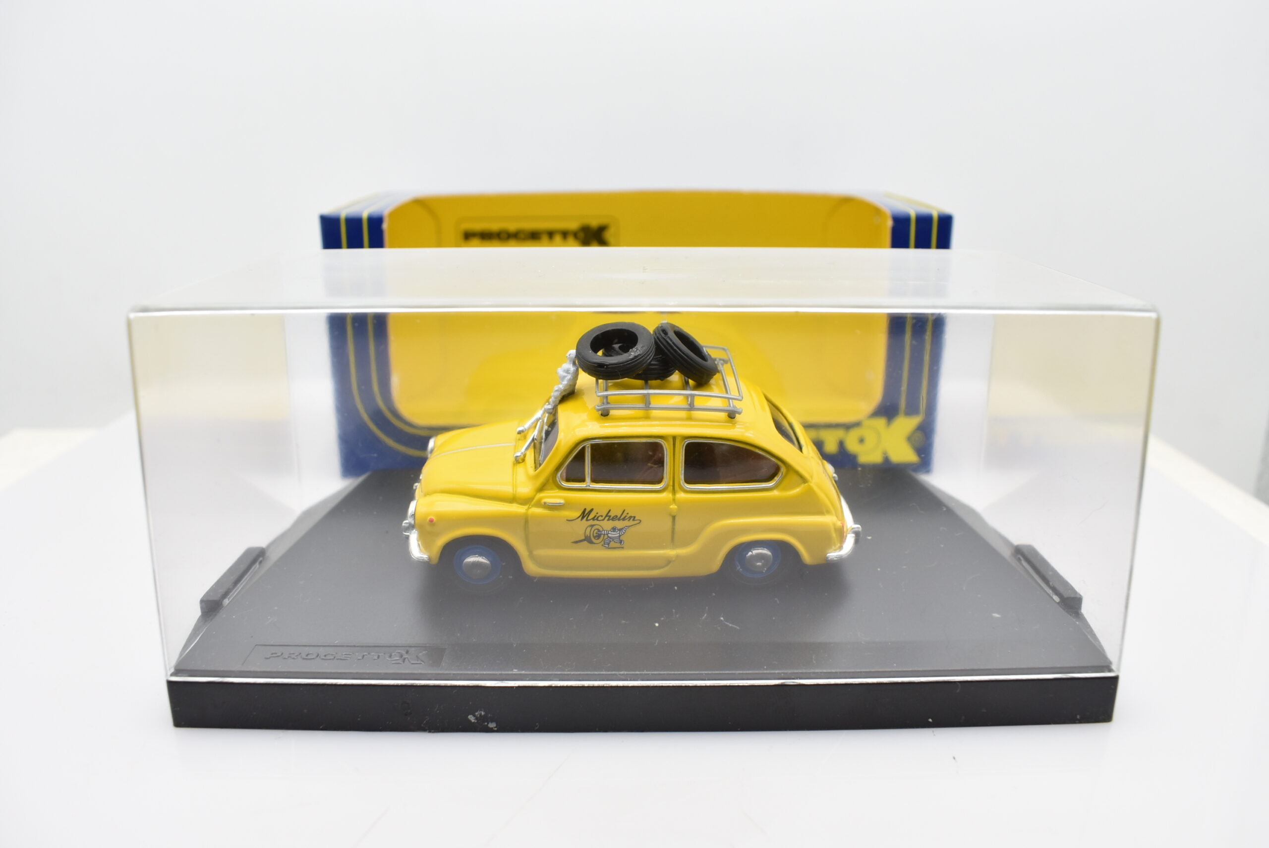 Modellini auto da collezione scala 1:43 FIAT 600 diecast modellismo